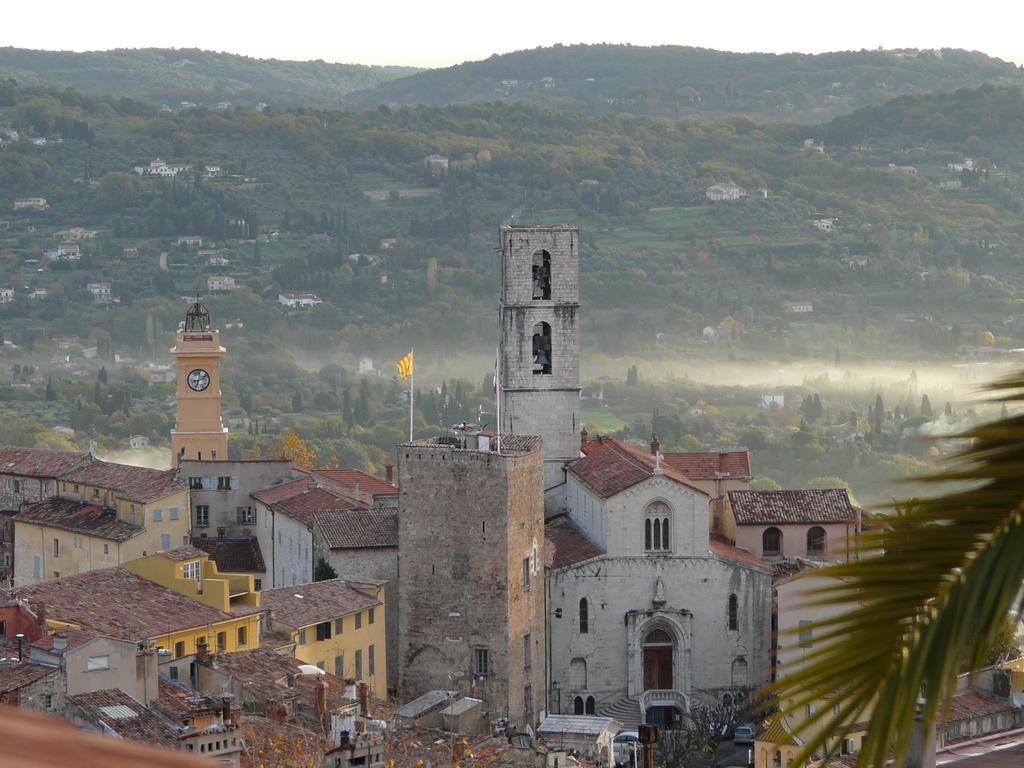 Les Palmiers Bed & Breakfast Grasse Exterior photo