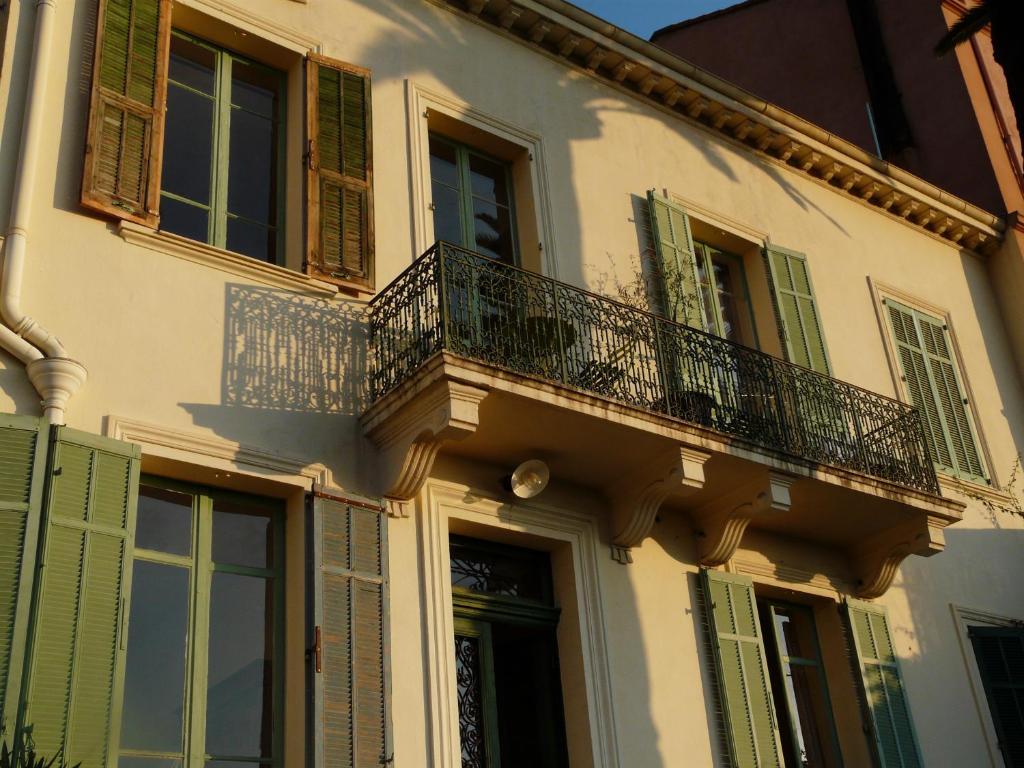 Les Palmiers Bed & Breakfast Grasse Exterior photo